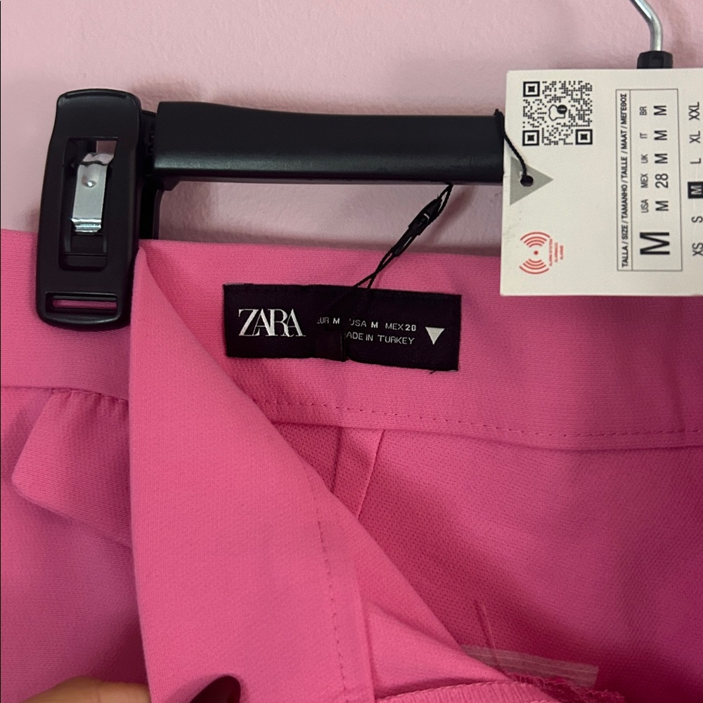 Pink Pantsuit - Picture 3 of 4